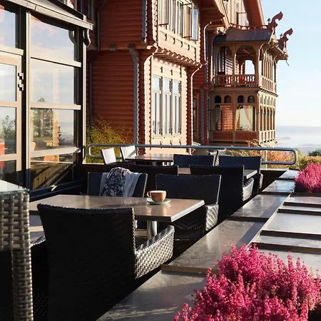 Hotel Scandic Holmenkollen Park 4*