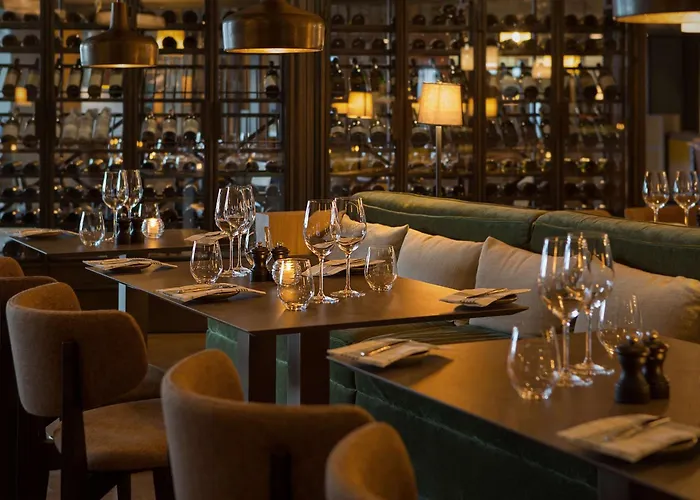 Hotell Scandic Holmenkollen Park 4*